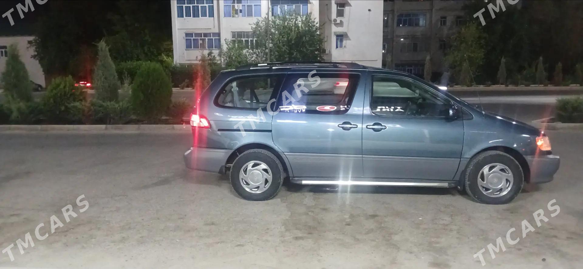 Toyota Sienna 2003 - 150 000 TMT - Мары - img 8