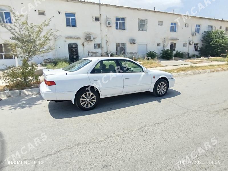 Toyota Camry 1998 - 130 000 TMT - Gyzylarbat - img 2