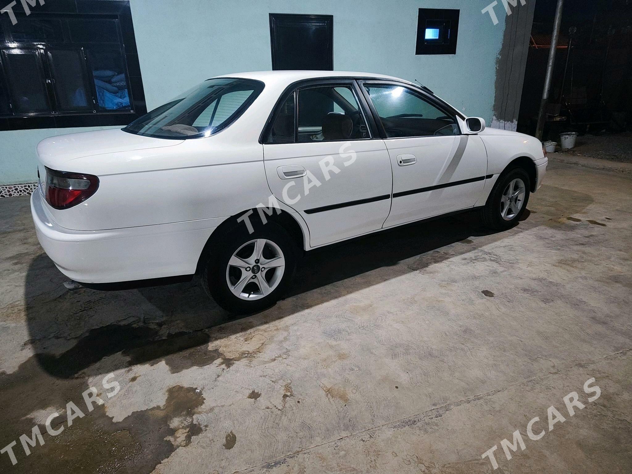 Toyota Carina 1993 - 50 000 TMT - Мары - img 3