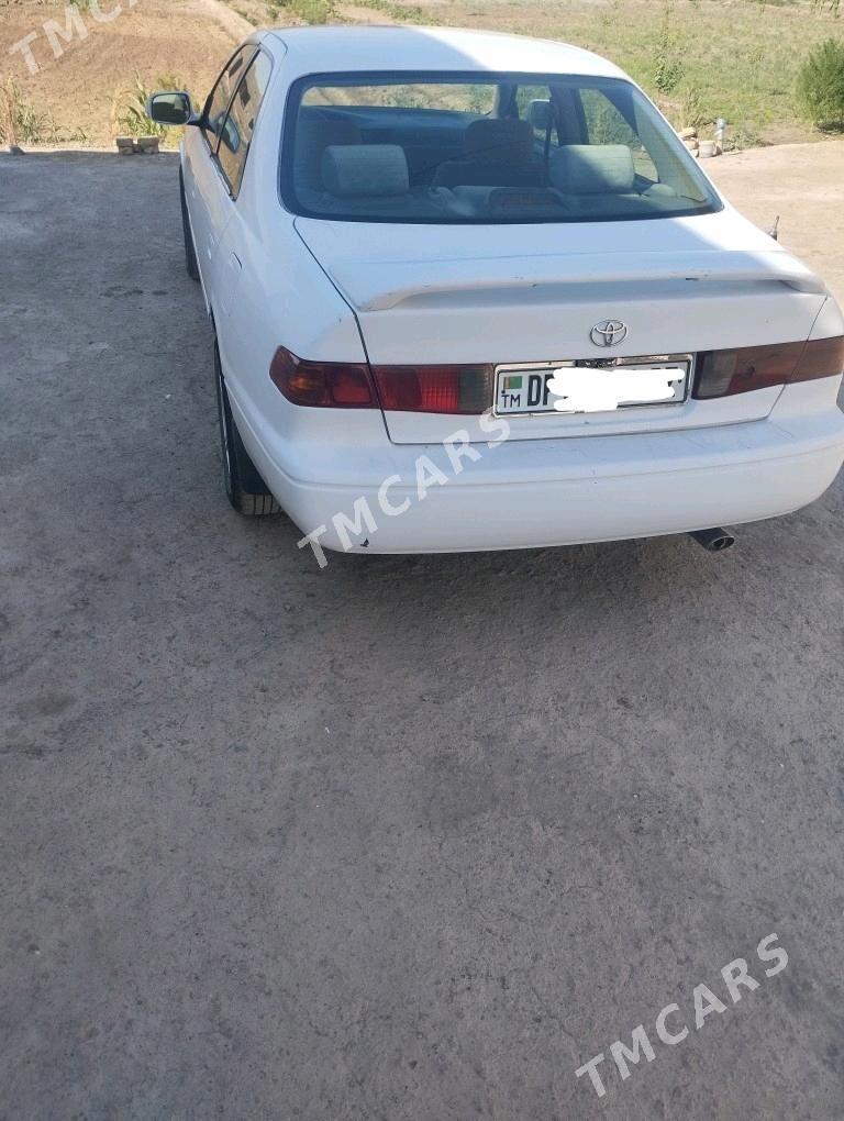Toyota Camry 1999 - 112 000 TMT - Gubadag - img 3