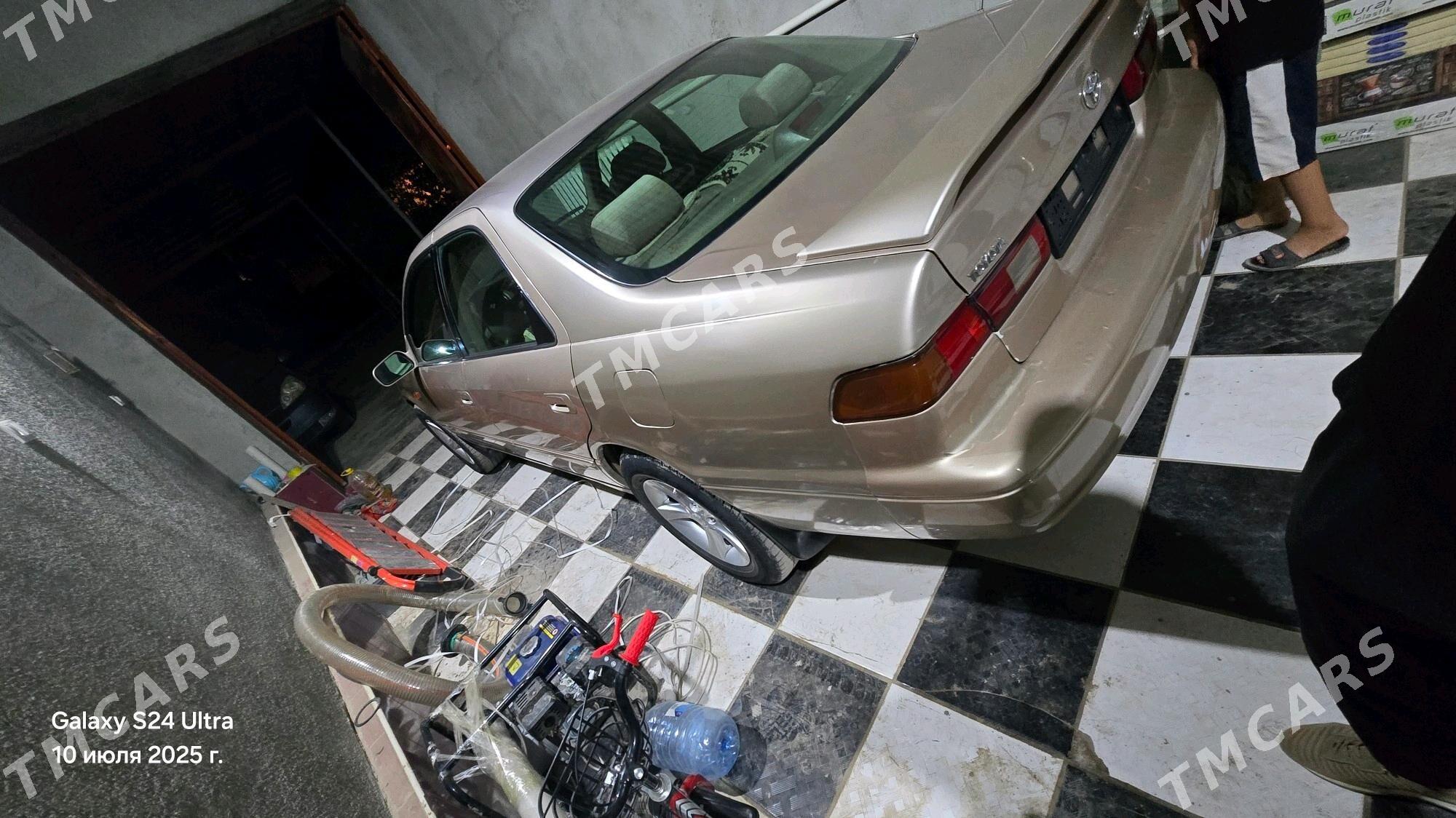 Toyota Camry 1998 - 112 000 TMT - Кёнеургенч - img 3