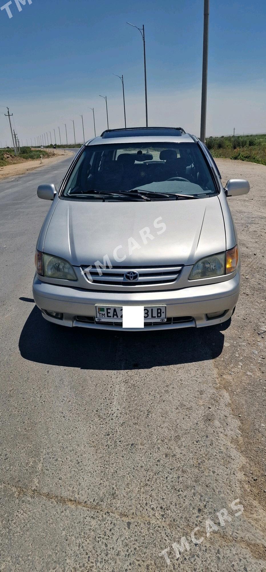 Toyota Sienna 2002 - 179 999 TMT - Керки - img 3