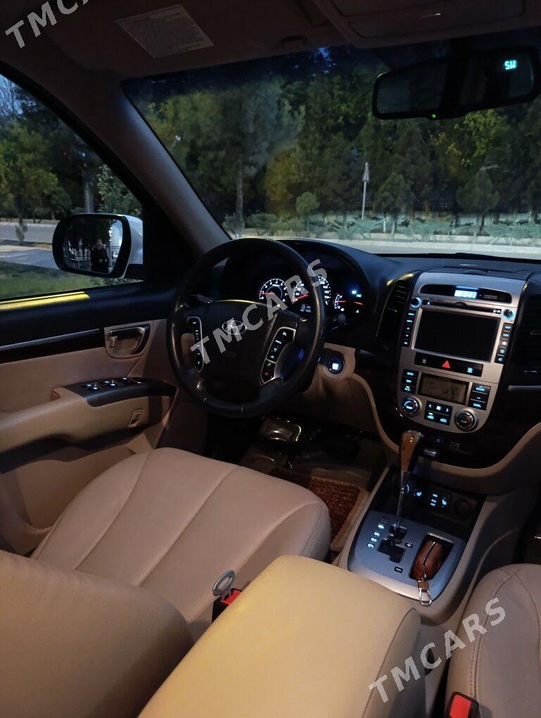 Hyundai Santa Fe 2011 - 220 000 TMT - Ашхабад - img 10