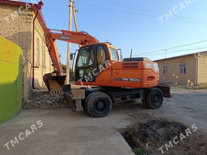 JCB 3CX Compact 2014 - 1 100 000 TMT - Дянев - img 5