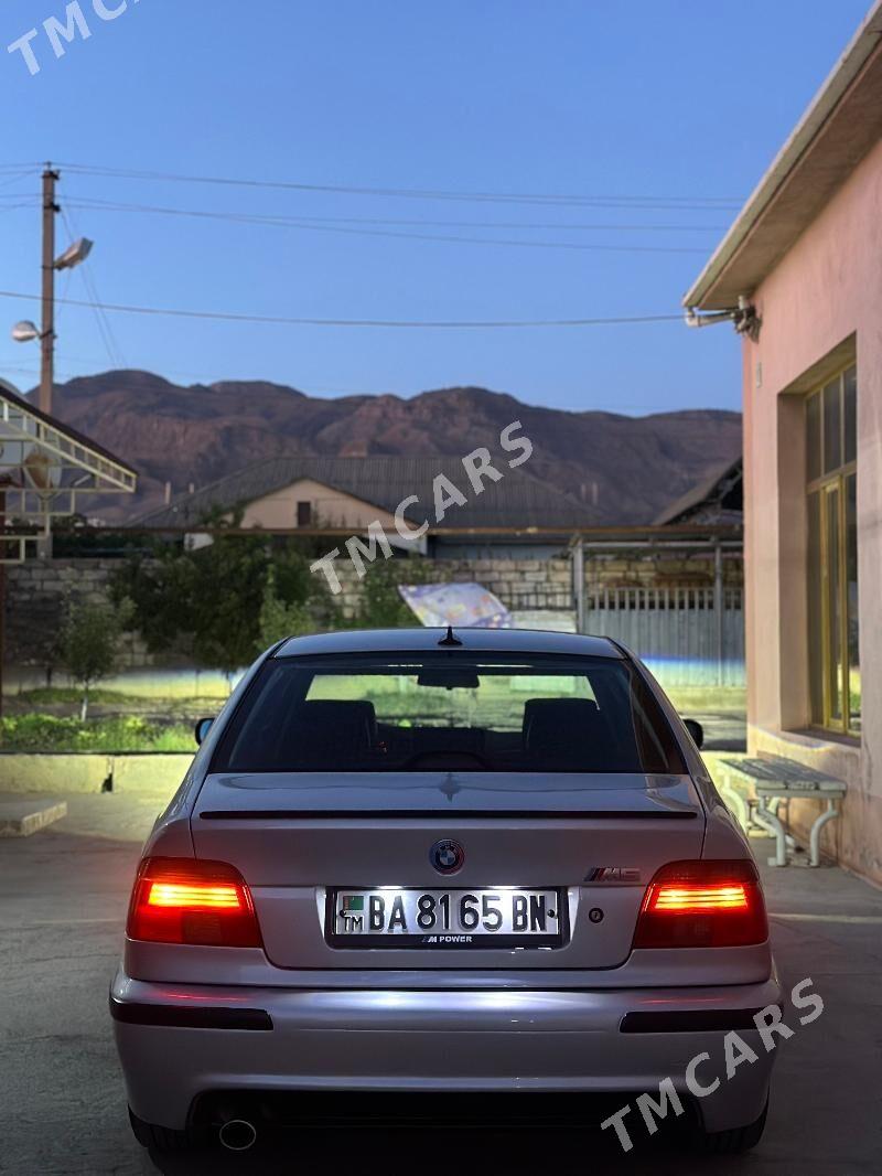 BMW E39 2003 - 140 000 TMT - Балканабат - img 3