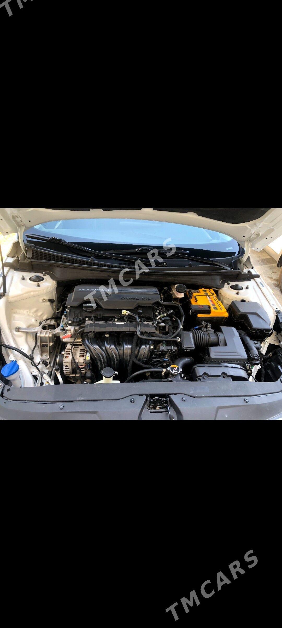 Hyundai Elantra 2022 - 245 000 TMT - Aşgabat - img 8