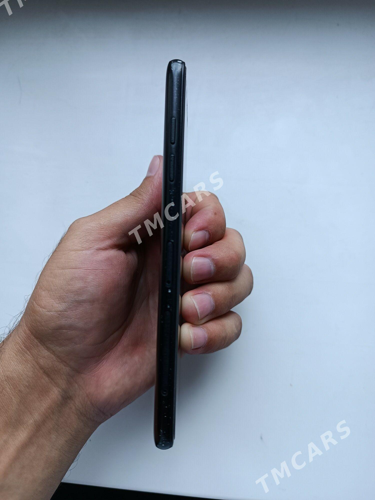 Samsung A6 - Gurtly - img 5
