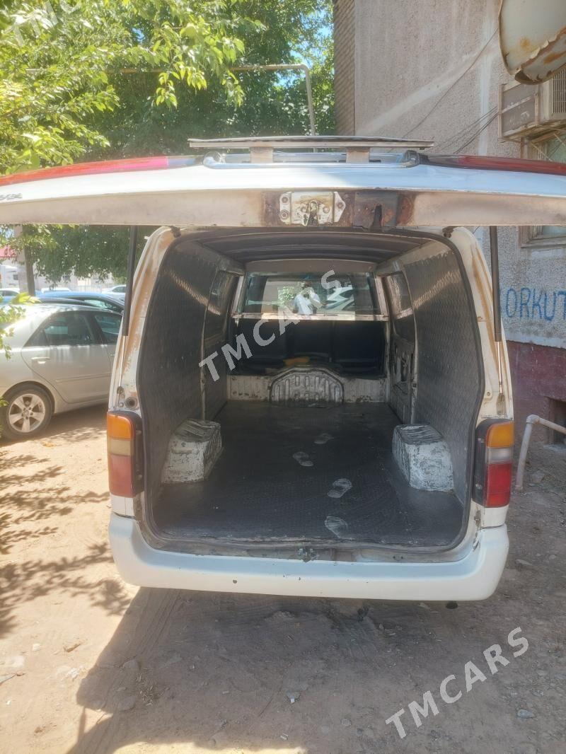 Toyota Hiace 2002 - 130 000 TMT - Mary - img 4