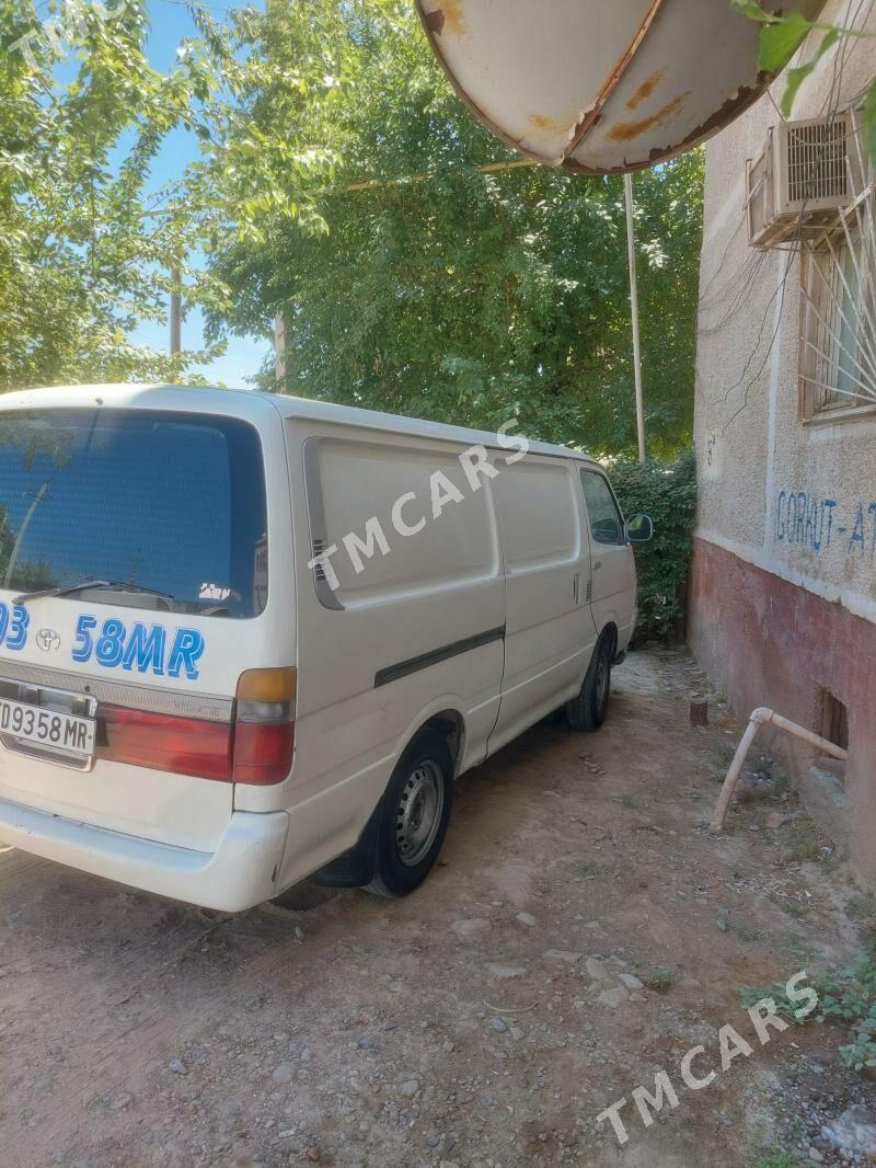 Toyota Hiace 2002 - 130 000 TMT - Mary - img 6