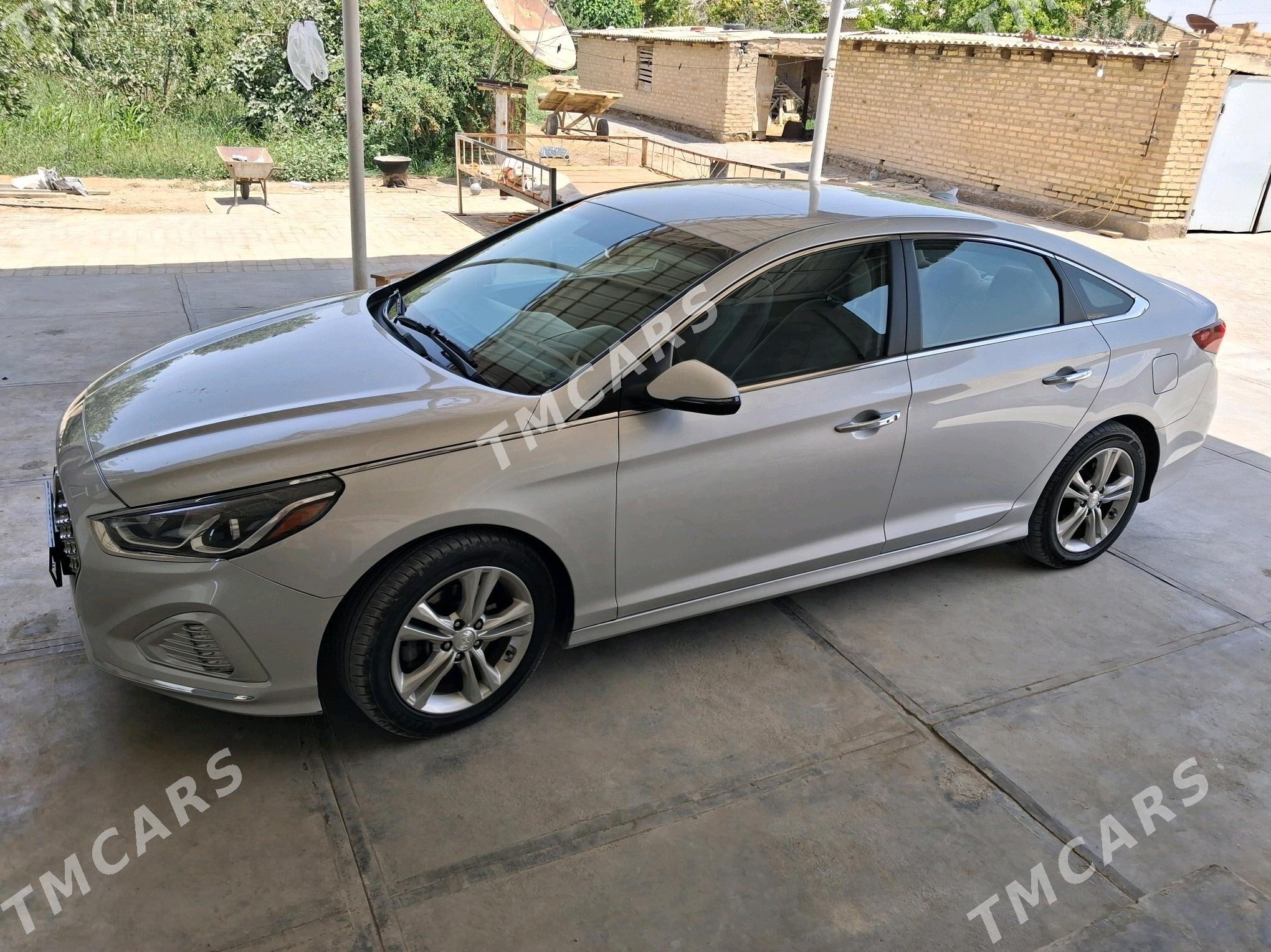 Hyundai Sonata 2019 - 210 000 TMT - Байрамали - img 2