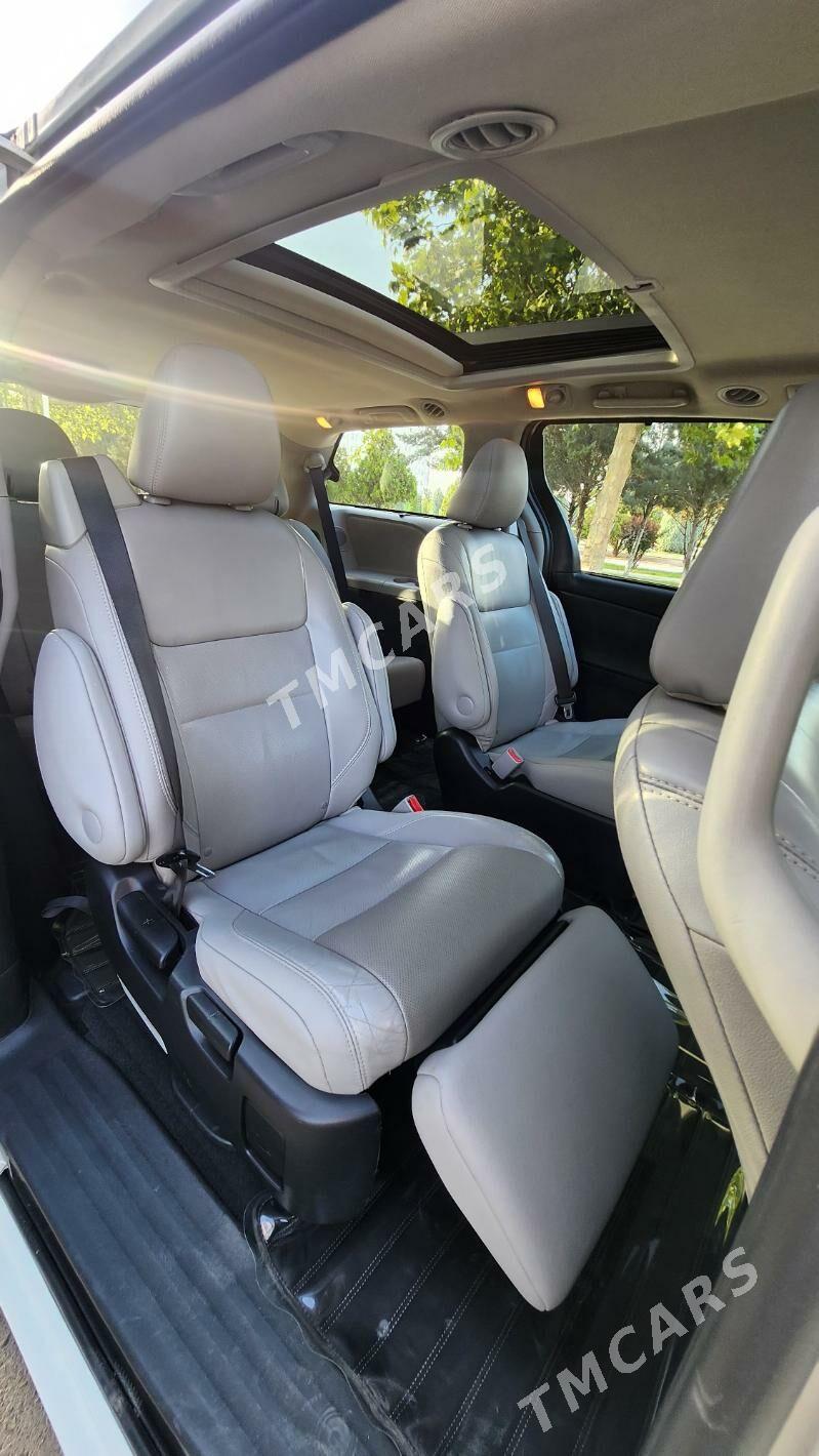 Toyota Sienna 2016 - 405 000 TMT - Aşgabat - img 3