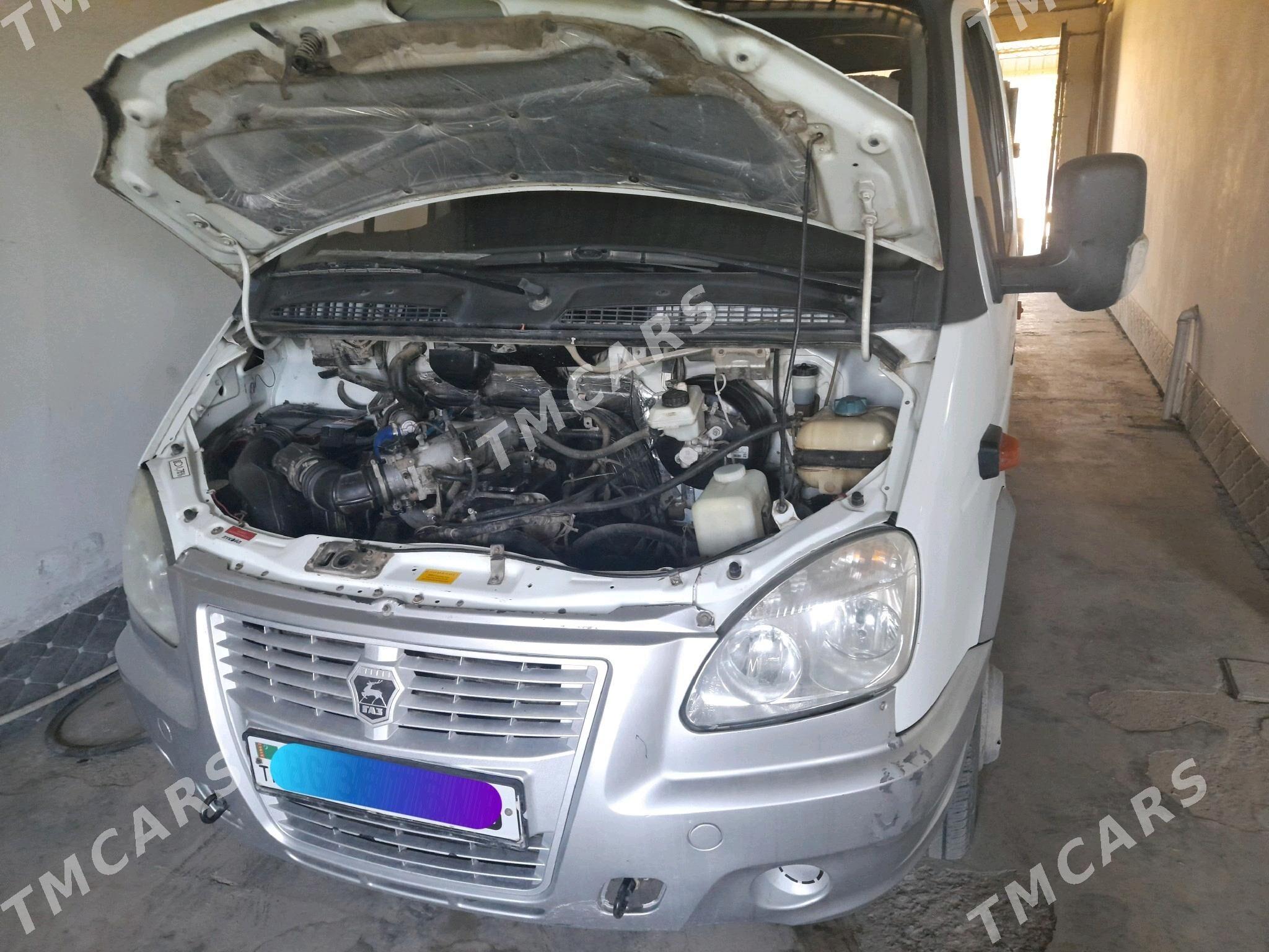 Gaz Gazel 2011 - 200 000 TMT - Дянев - img 3