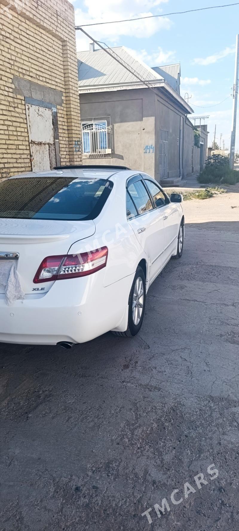 Toyota Camry 2010 - 220 000 TMT - Туркменабат - img 2