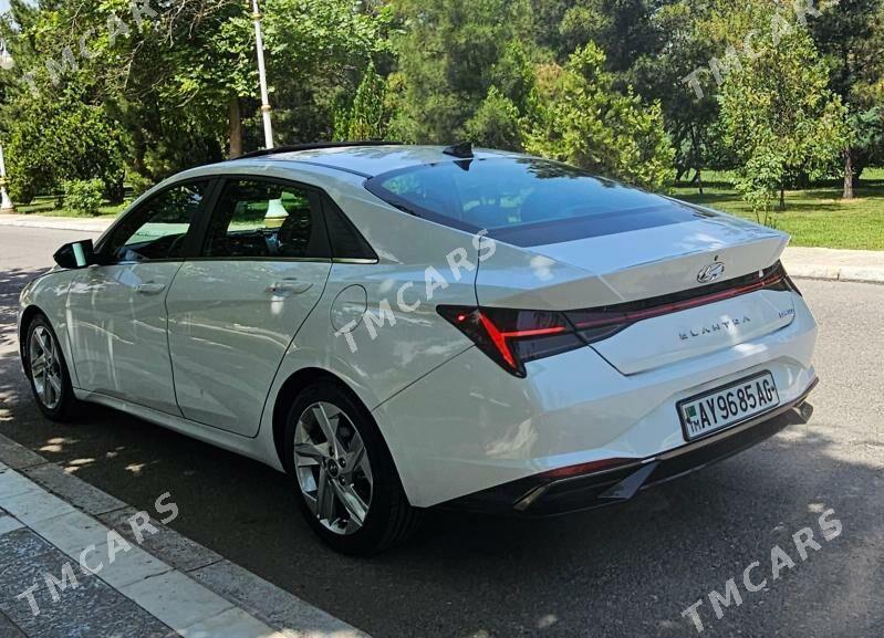 Hyundai Elantra 2021 - 250 000 TMT - Кëши - img 4