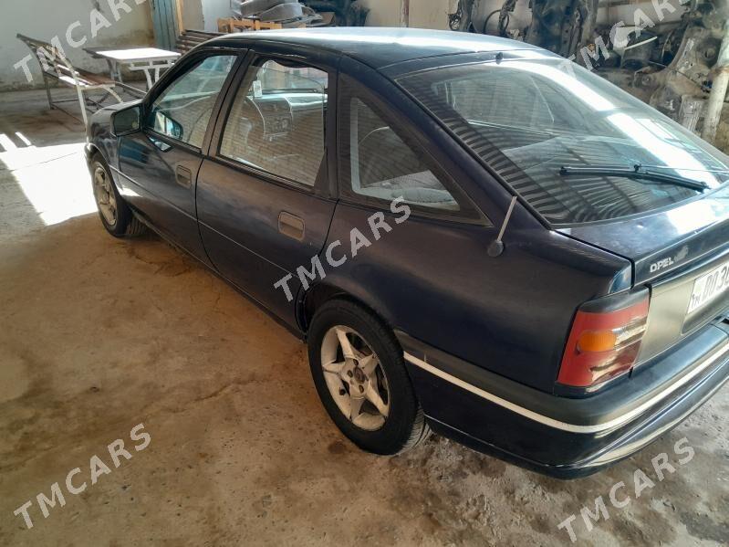 Opel Vectra 1990 - 15 000 TMT - Türkmenabat - img 3