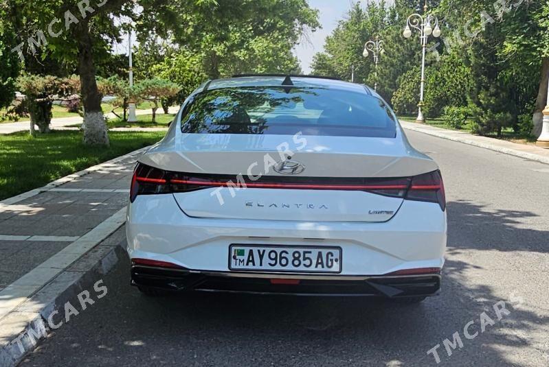 Hyundai Elantra 2021 - 250 000 TMT - Кëши - img 2