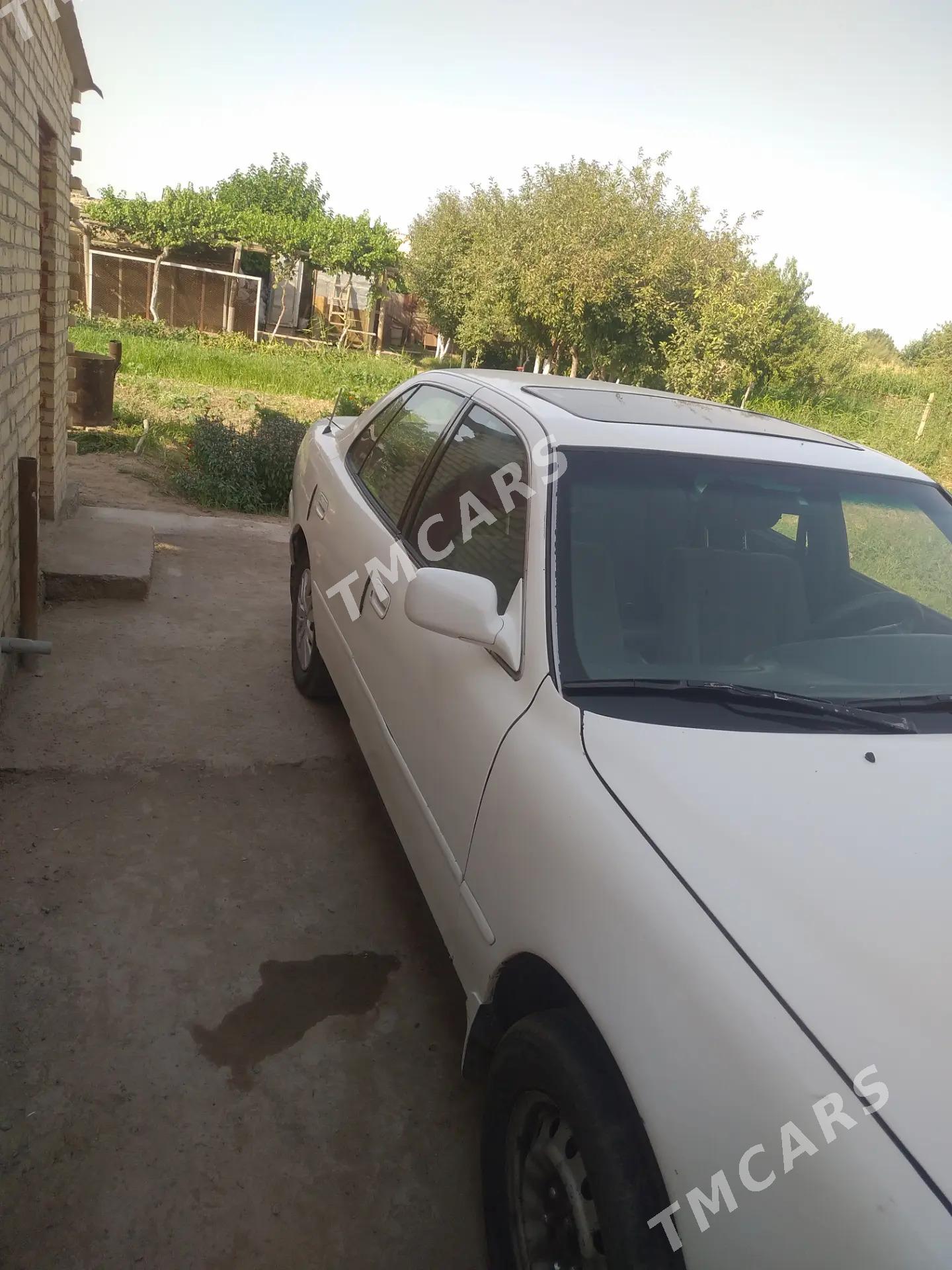 Toyota Camry 1995 - 90 000 TMT - Wekilbazar - img 5