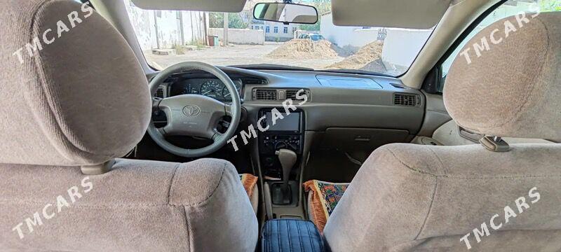 Toyota Camry 1999 - 126 000 TMT - Balkanabat - img 4