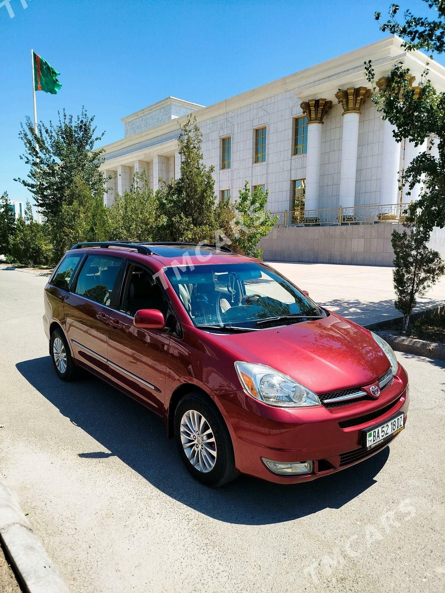 Toyota Sienna 2004 - 210 000 TMT - Дашогуз - img 2