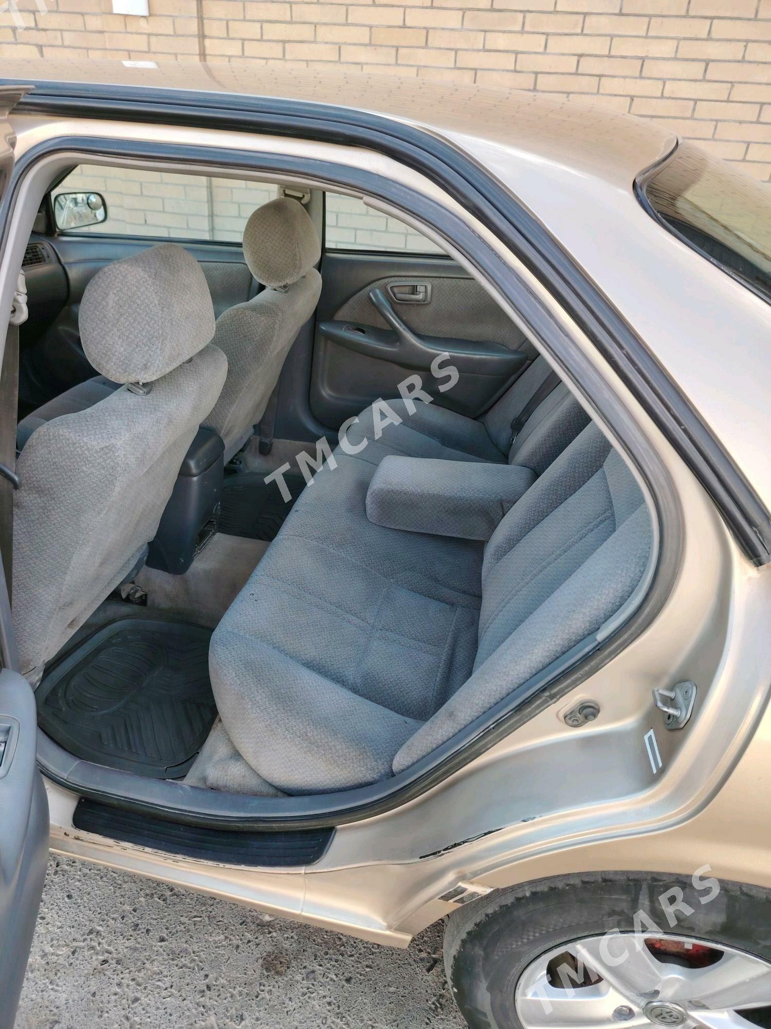 Toyota Camry 2001 - 120 000 TMT - Туркменабат - img 5