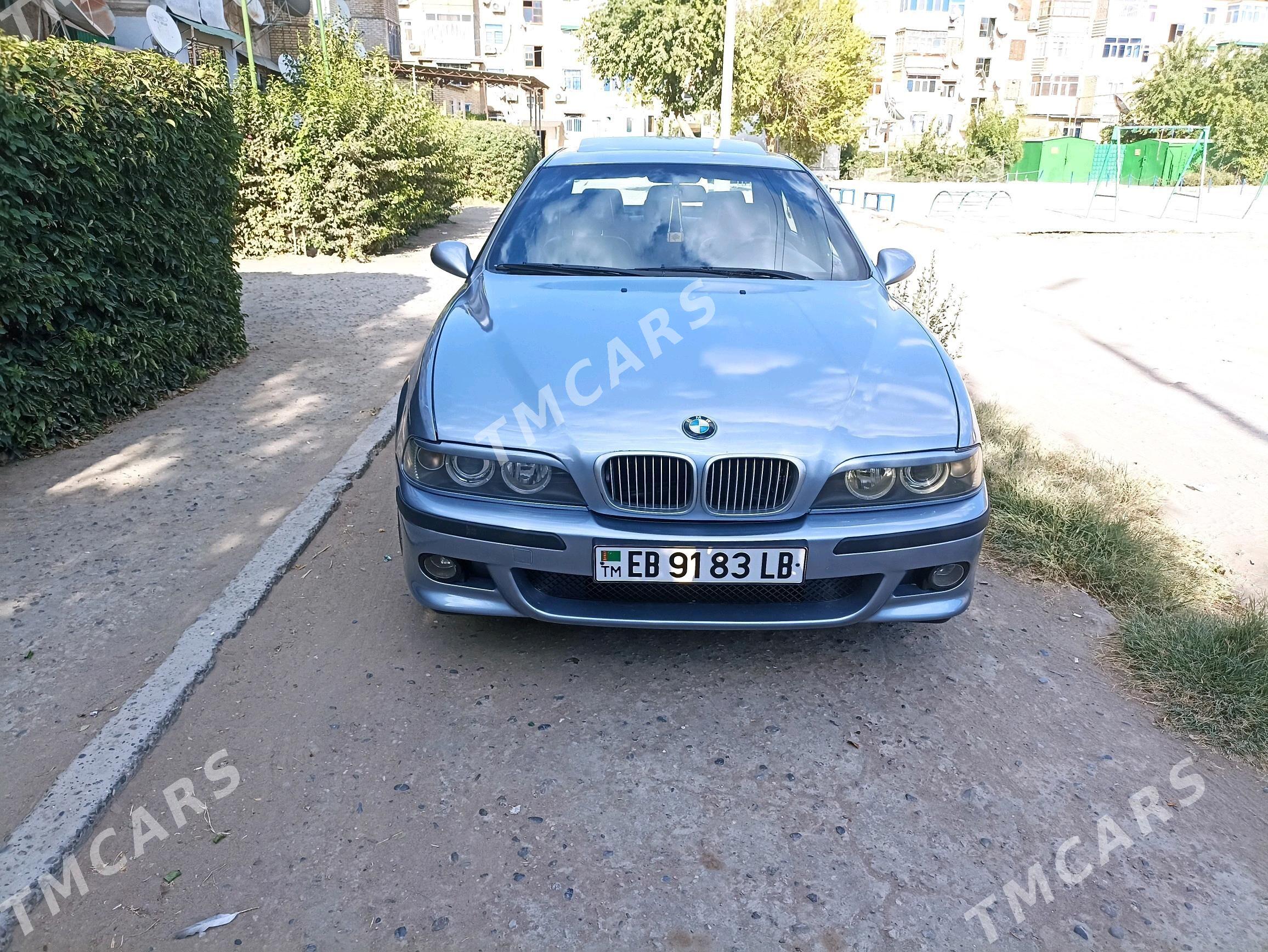 BMW E39 1998 - 100 000 TMT - Türkmenabat - img 4
