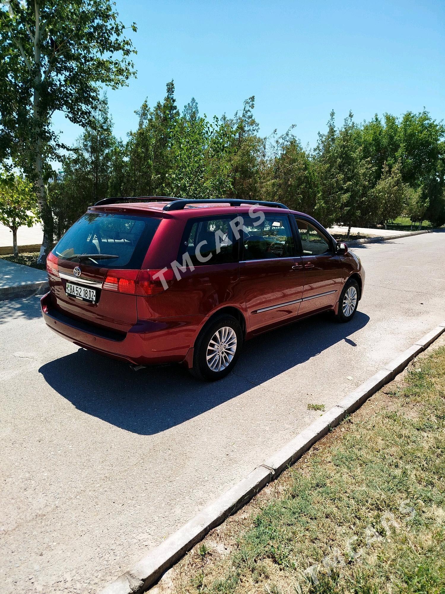 Toyota Sienna 2004 - 210 000 TMT - Дашогуз - img 5