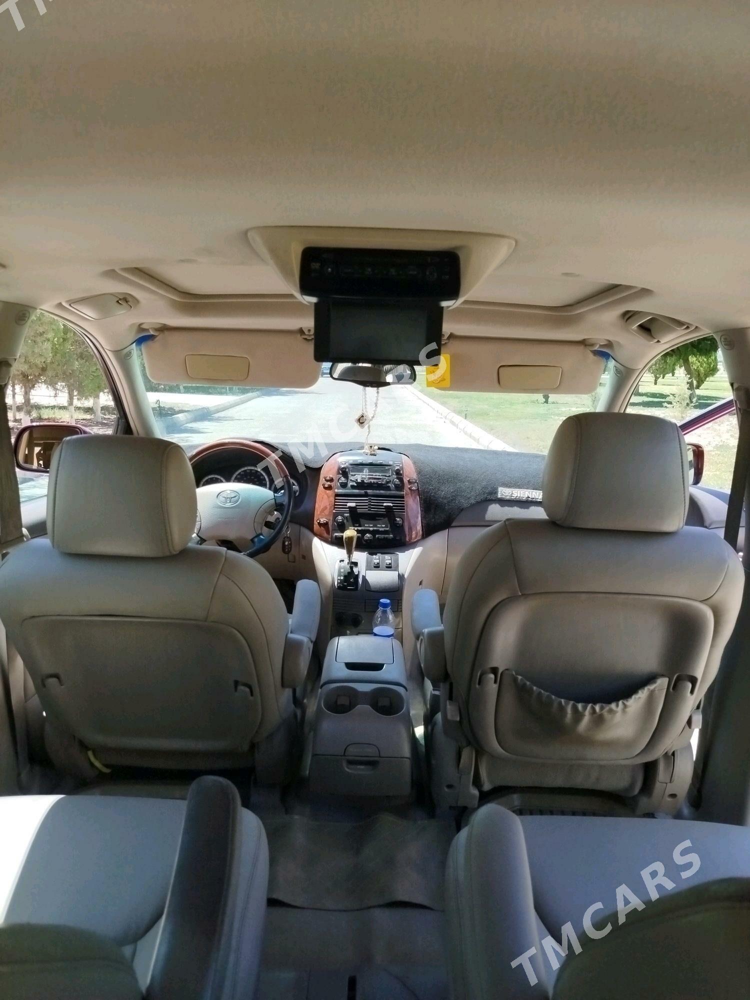 Toyota Sienna 2004 - 210 000 TMT - Дашогуз - img 10