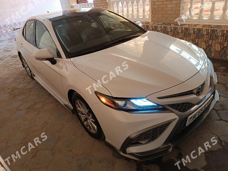Toyota Camry 2022 - 295 000 TMT - Туркменабат - img 2