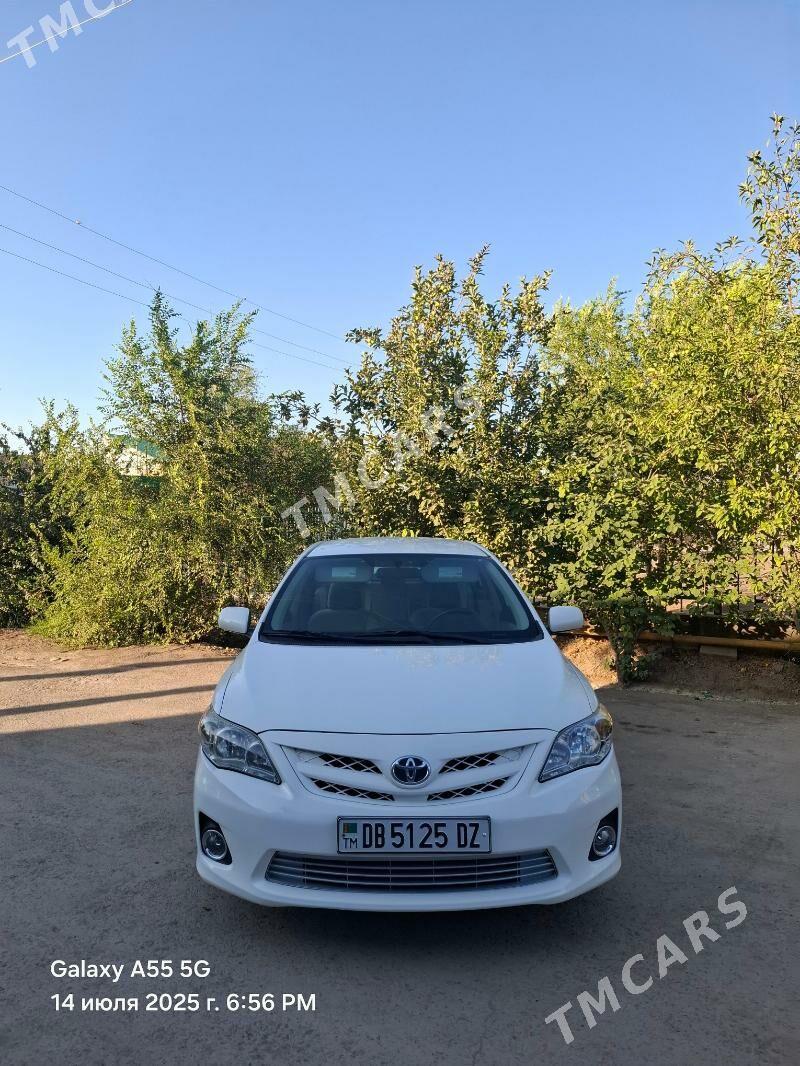 Toyota Corolla 2012 - 166 000 TMT - Дашогуз - img 4