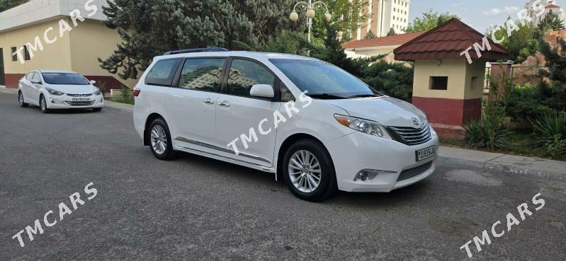 Toyota Sienna 2016 - 319 000 TMT - Aşgabat - img 3