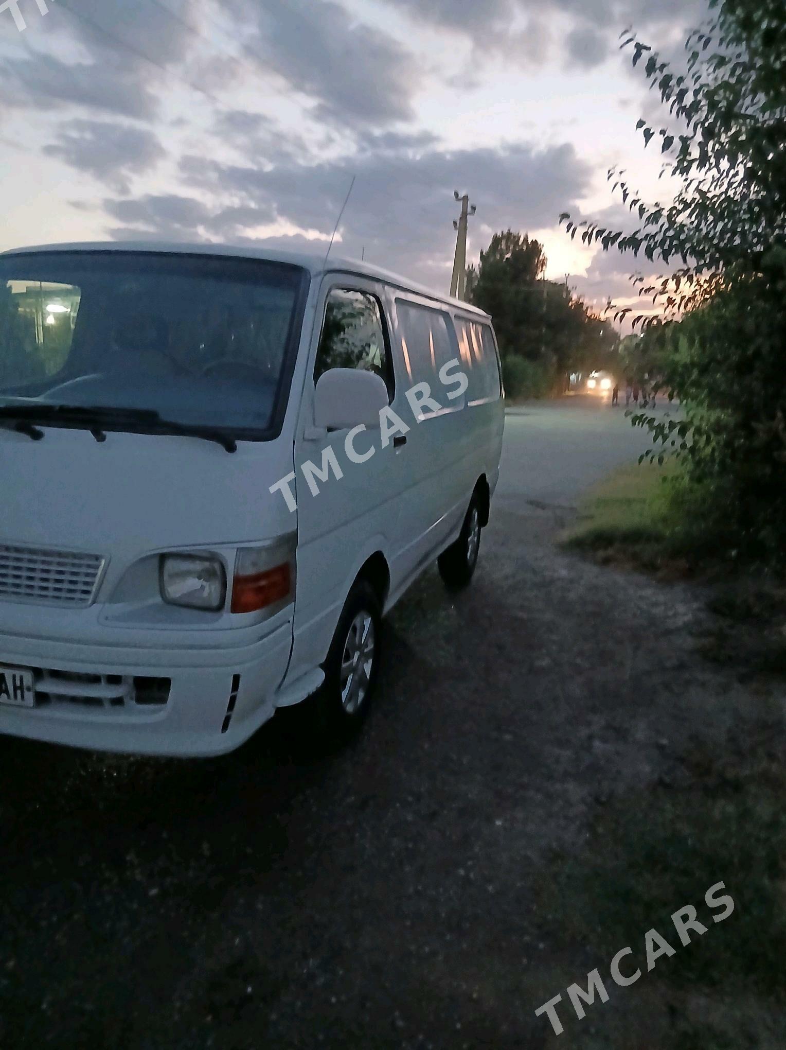 Toyota Hiace 2002 - 90 000 TMT - Aşgabat - img 5