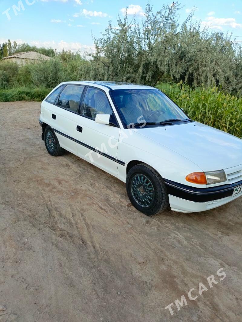 Opel Astra 1992 - 40 000 TMT - Gubadag - img 4