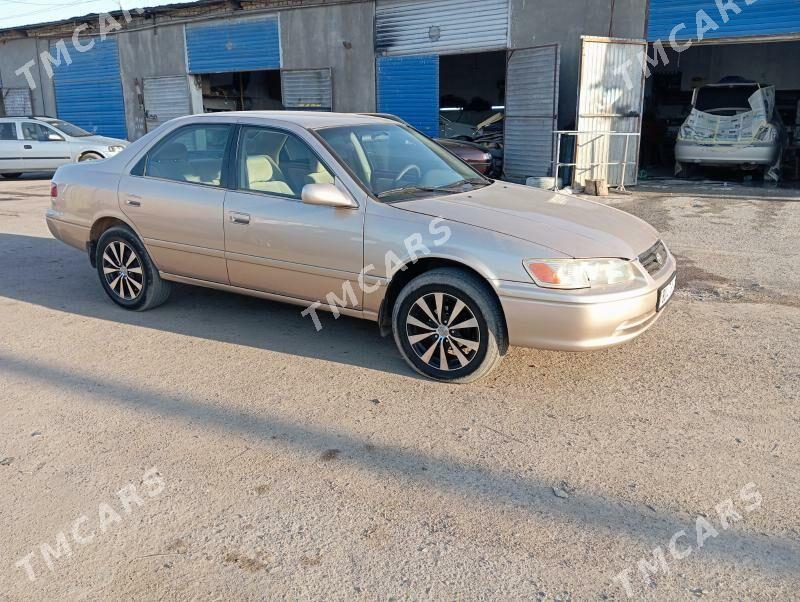Toyota Camry 2000 - 136 000 TMT - Дашогуз - img 7
