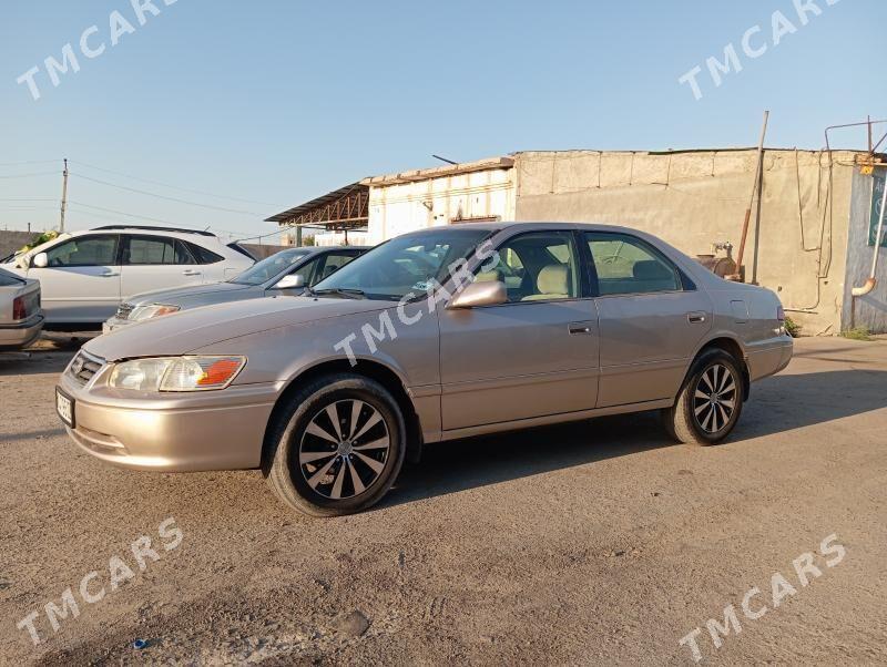 Toyota Camry 2000 - 136 000 TMT - Дашогуз - img 3