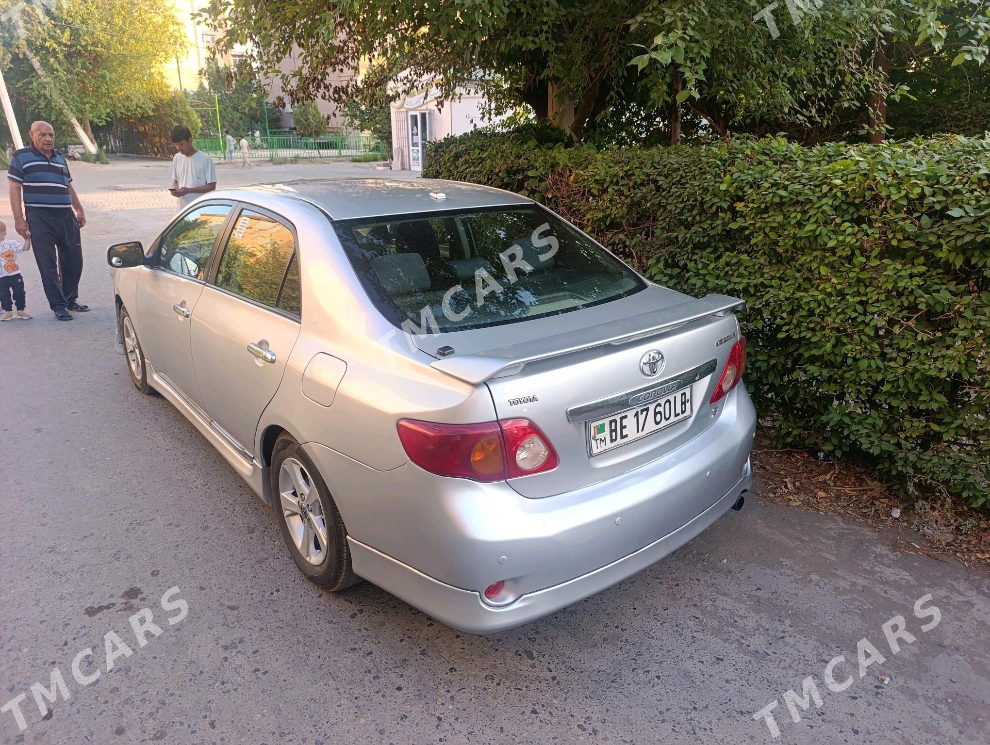 Toyota Corolla 2010 - 135 000 TMT - Туркменабат - img 2