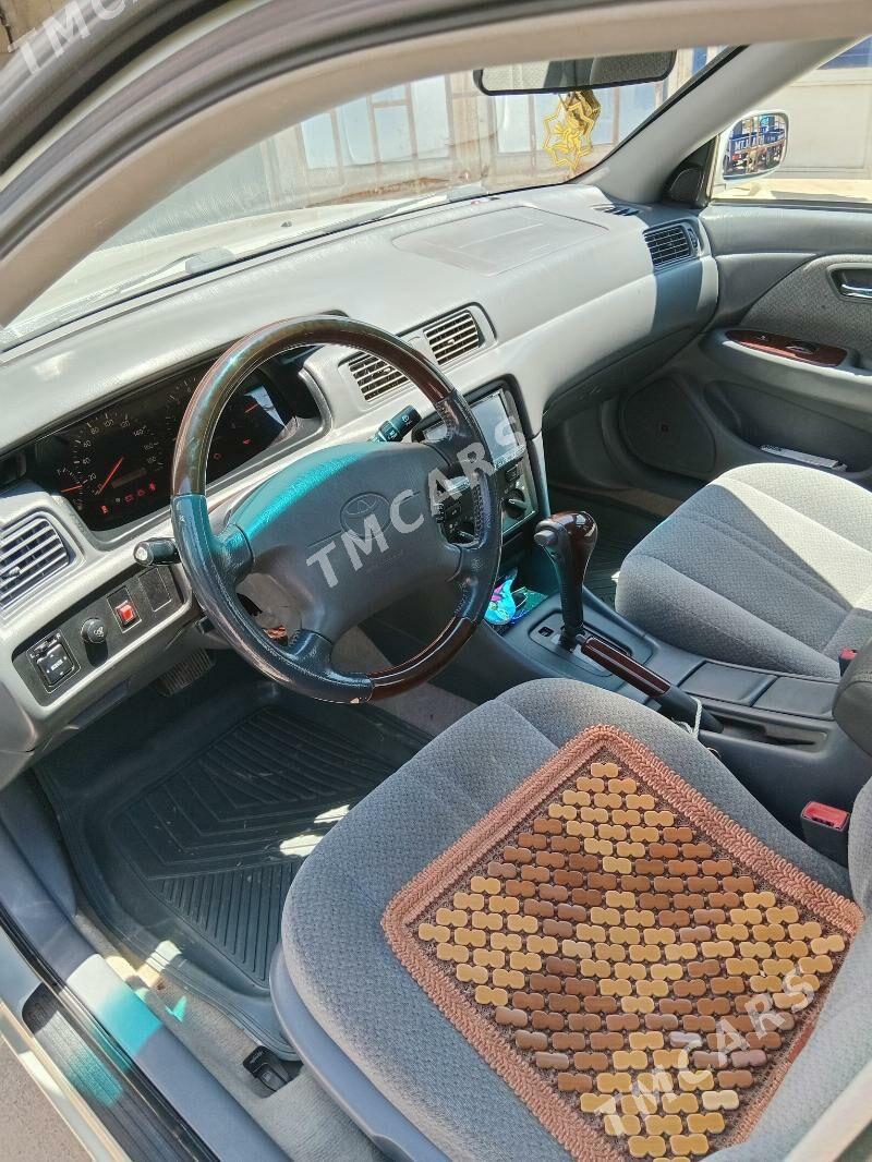 Toyota Camry 2001 - 170 000 TMT - Саят - img 6