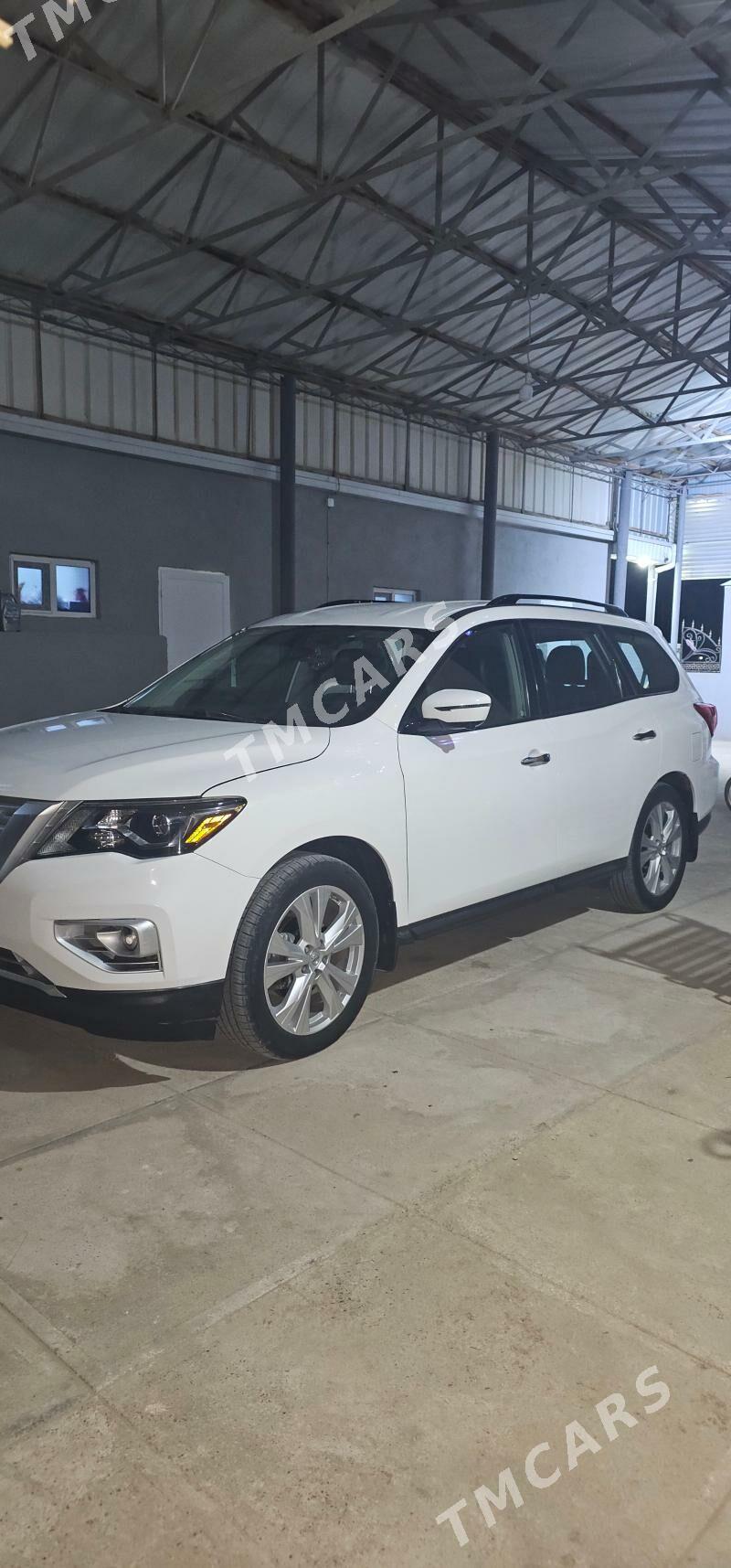 Nissan Pathfinder 2018 - 275 000 TMT - Ýolöten - img 8