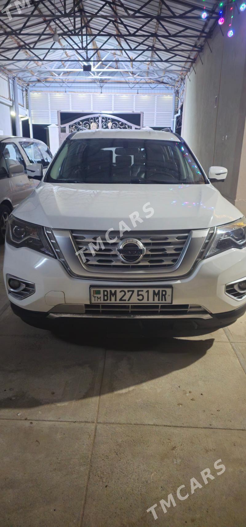 Nissan Pathfinder 2018 - 275 000 TMT - Ýolöten - img 3
