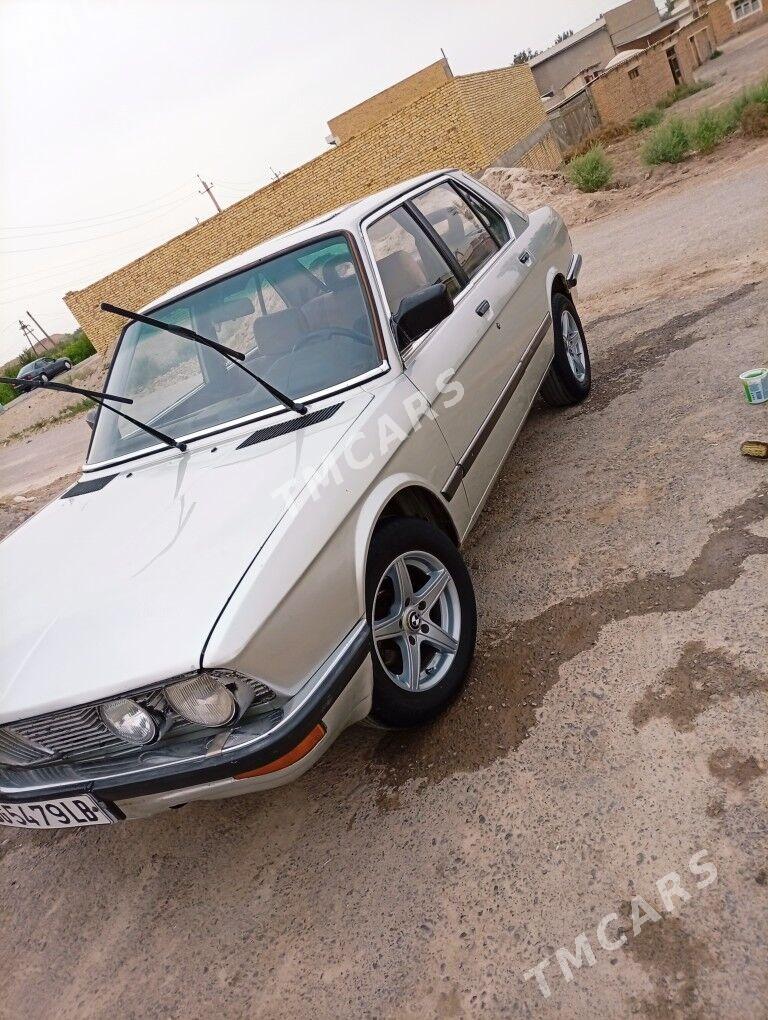 BMW 525 1985 - 22 000 TMT - Дянев - img 5