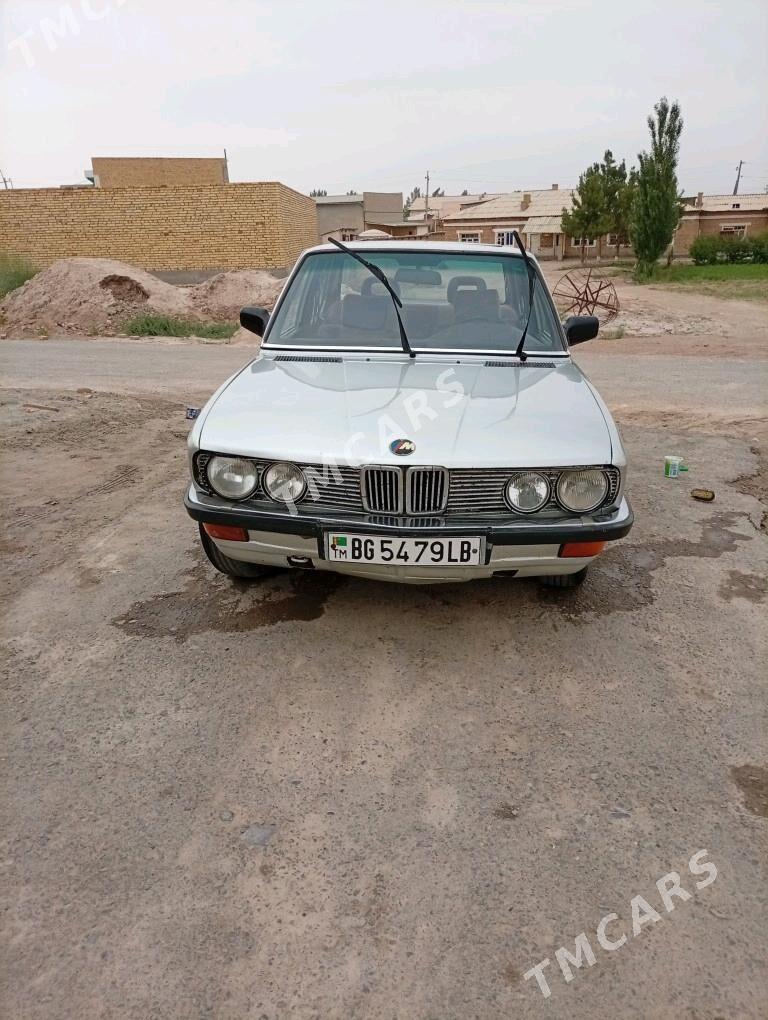 BMW 525 1985 - 22 000 TMT - Дянев - img 7