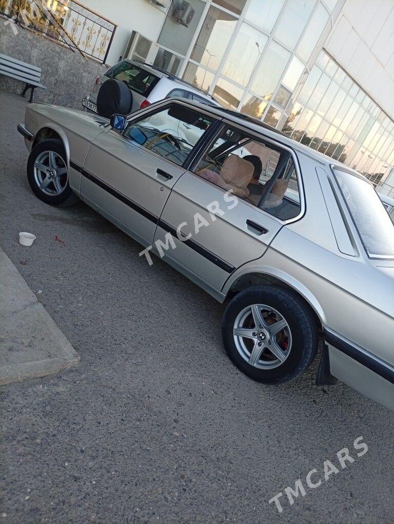 BMW 525 1985 - 22 000 TMT - Дянев - img 6