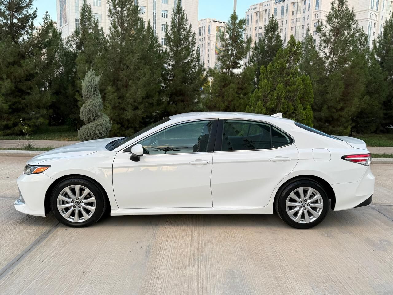 Toyota Camry 2019 - 315 000 TMT - Aşgabat - img 5