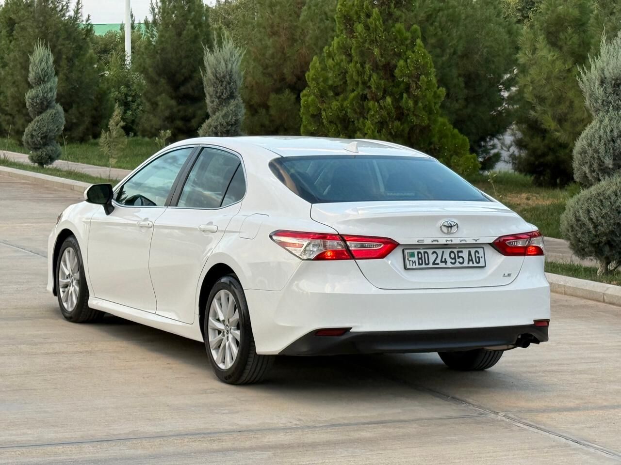 Toyota Camry 2019 - 315 000 TMT - Aşgabat - img 3