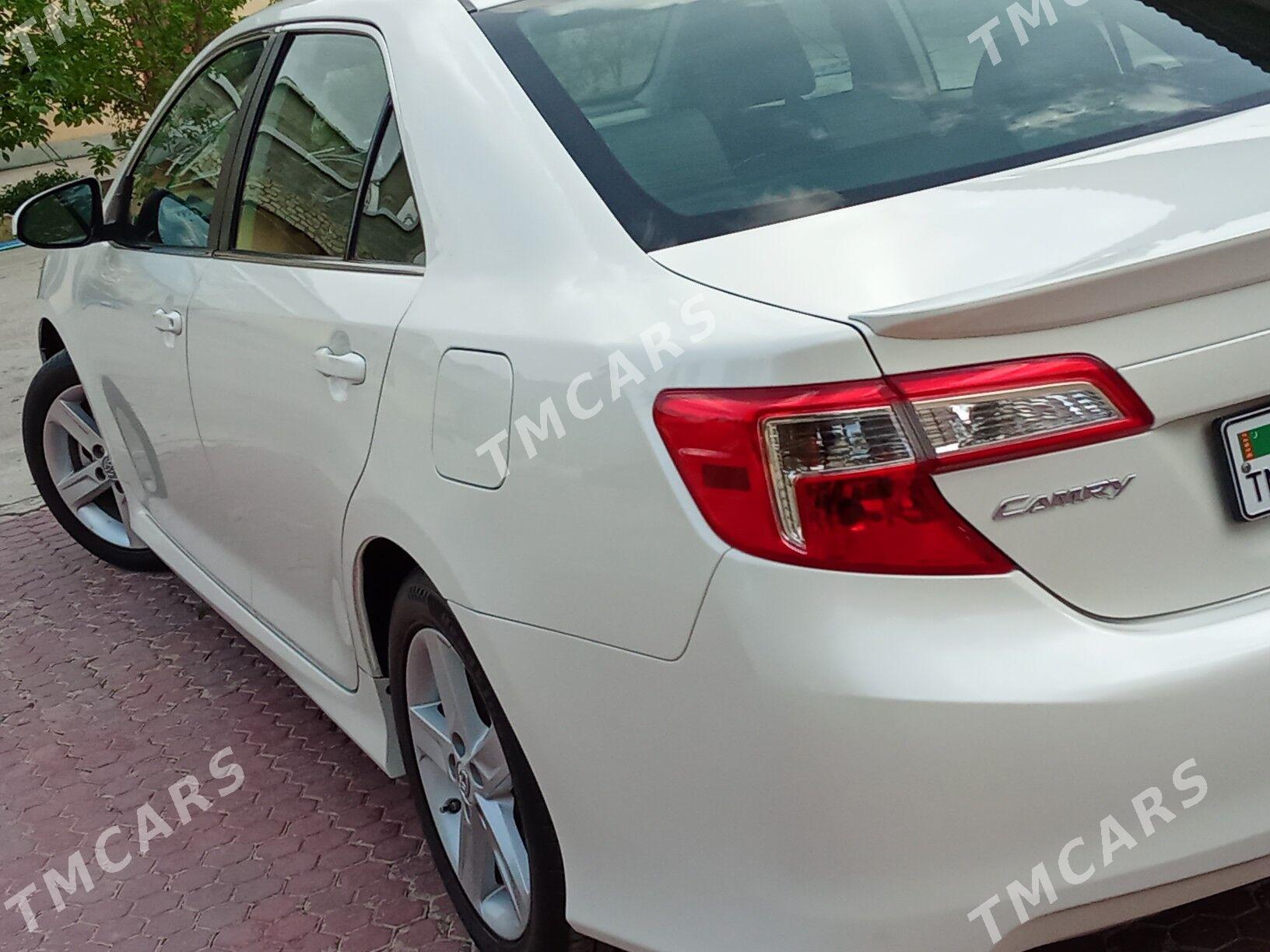 Toyota Camry 2012 - 225 000 TMT - Köşi - img 2