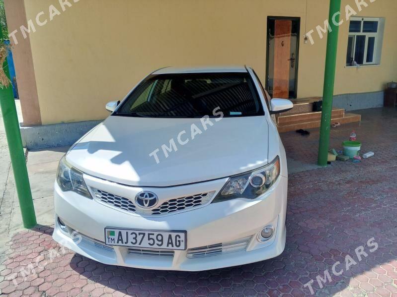Toyota Camry 2012 - 225 000 TMT - Köşi - img 3