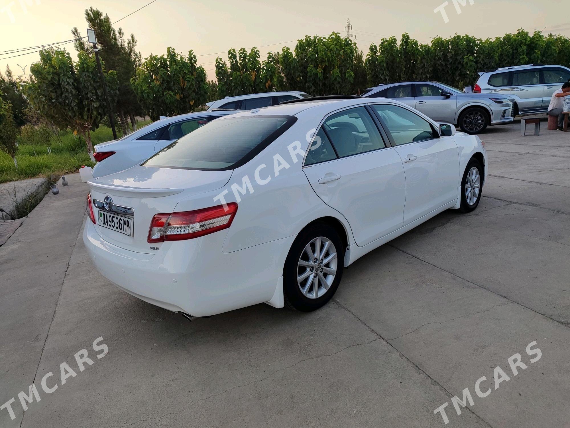 Toyota Camry 2010 - 250 000 TMT - Мары - img 2