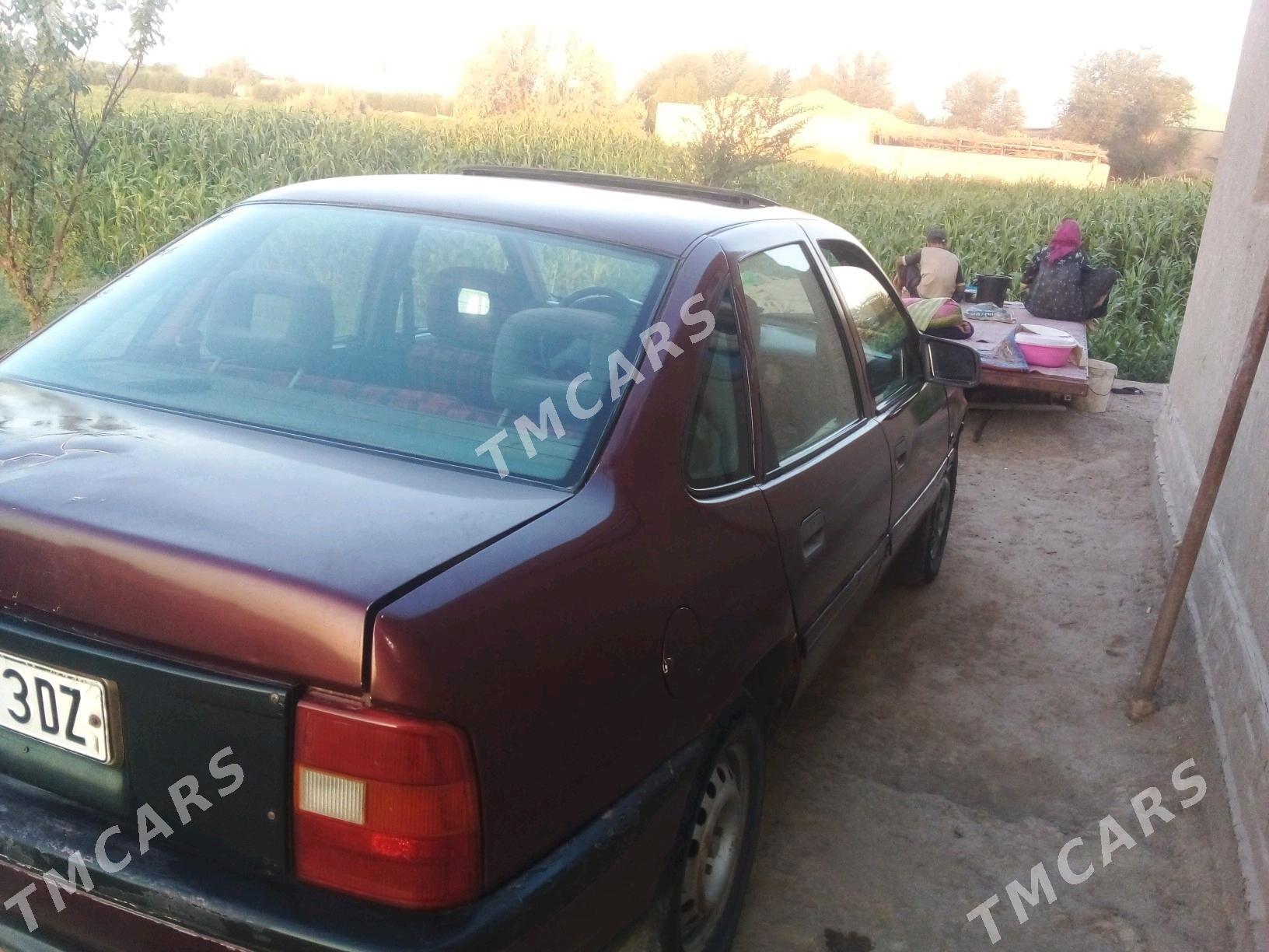 Opel Vectra 1990 - 30 000 TMT - Акдепе - img 5