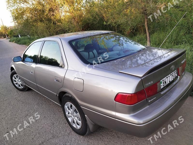 Toyota Camry 2001 - 120 000 TMT - Кёнеургенч - img 5