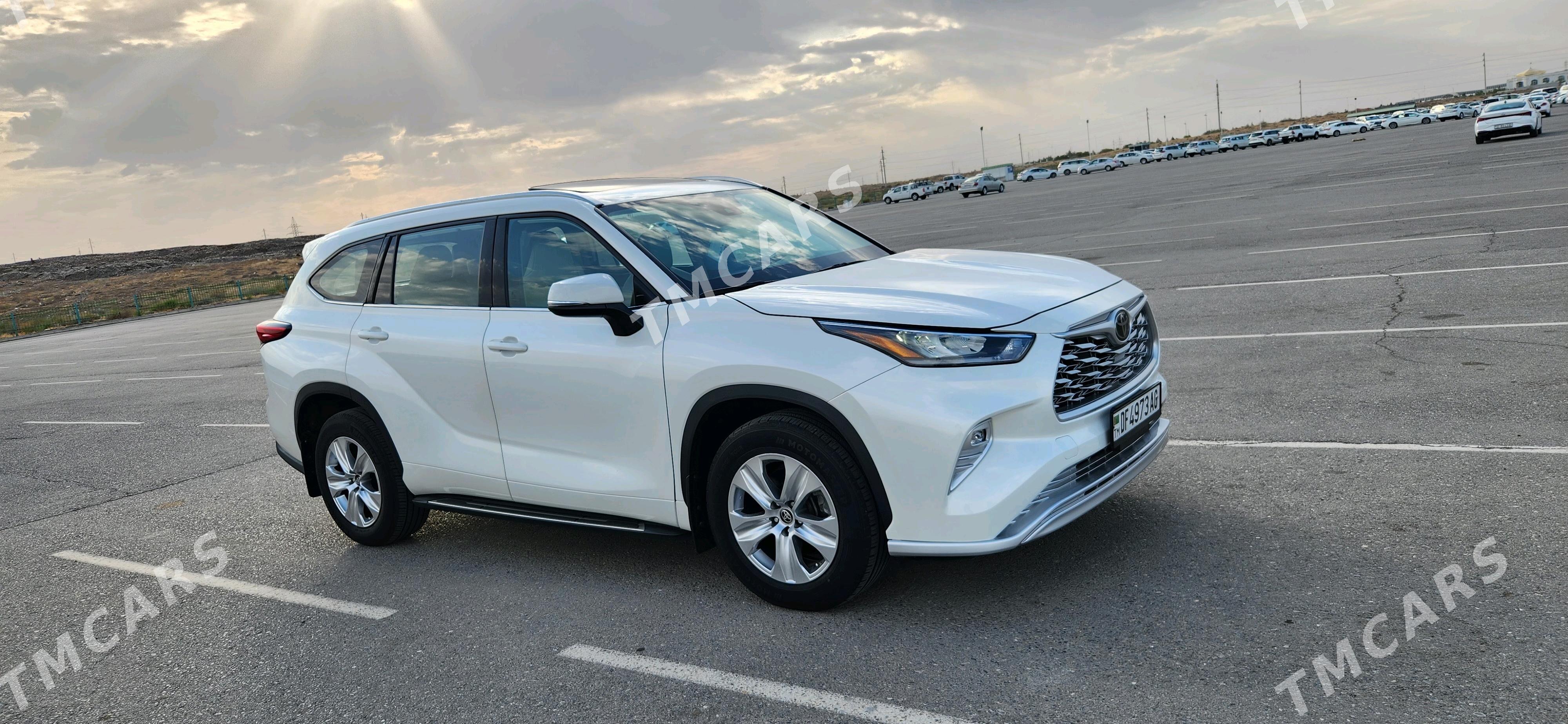 Toyota Highlander 2021 - 657 000 TMT - Ашхабад - img 5
