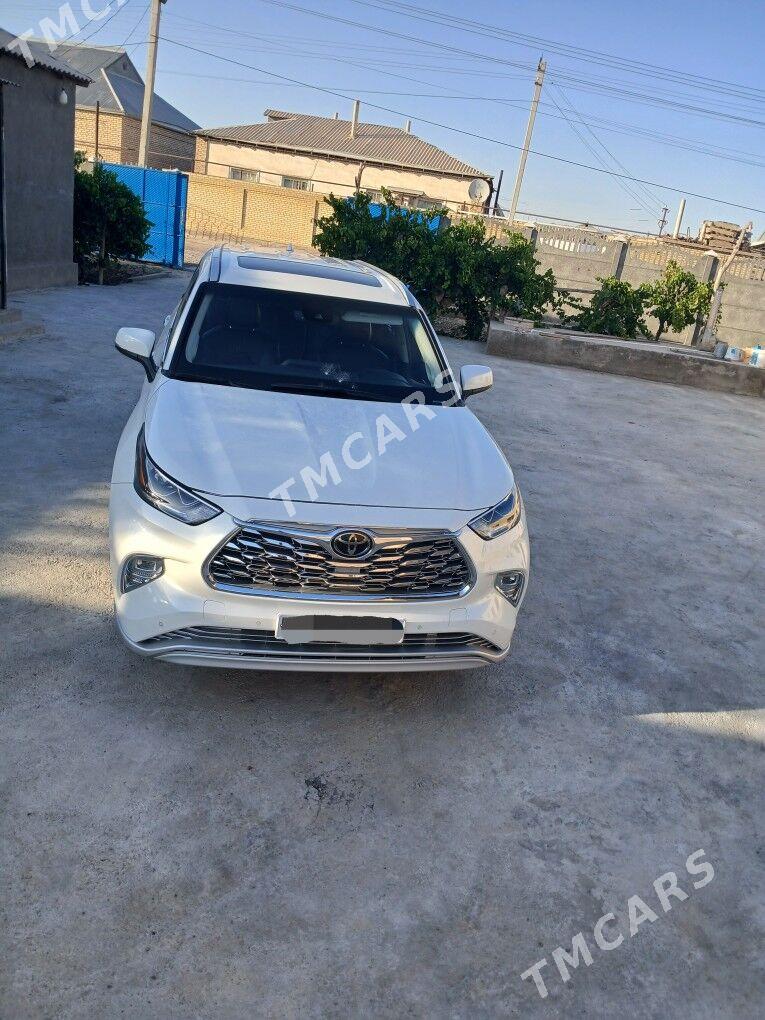 Toyota Highlander 2022 - 660 000 TMT - Wekilbazar - img 2
